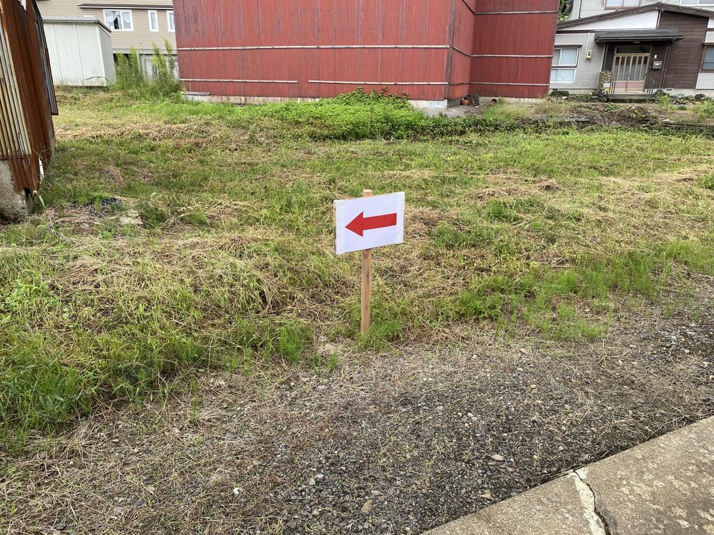 方向指示板(山道内)